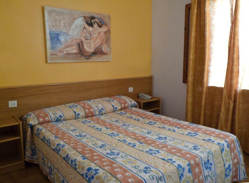 Sagitario Vista Playa I Apartamentos Cala Blanca  Bagian luar foto
