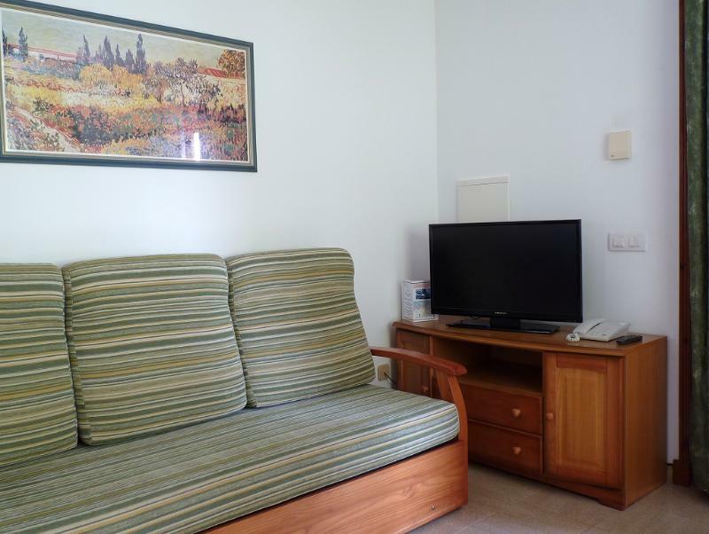 Sagitario Vista Playa I Apartamentos Cala Blanca  Bagian luar foto